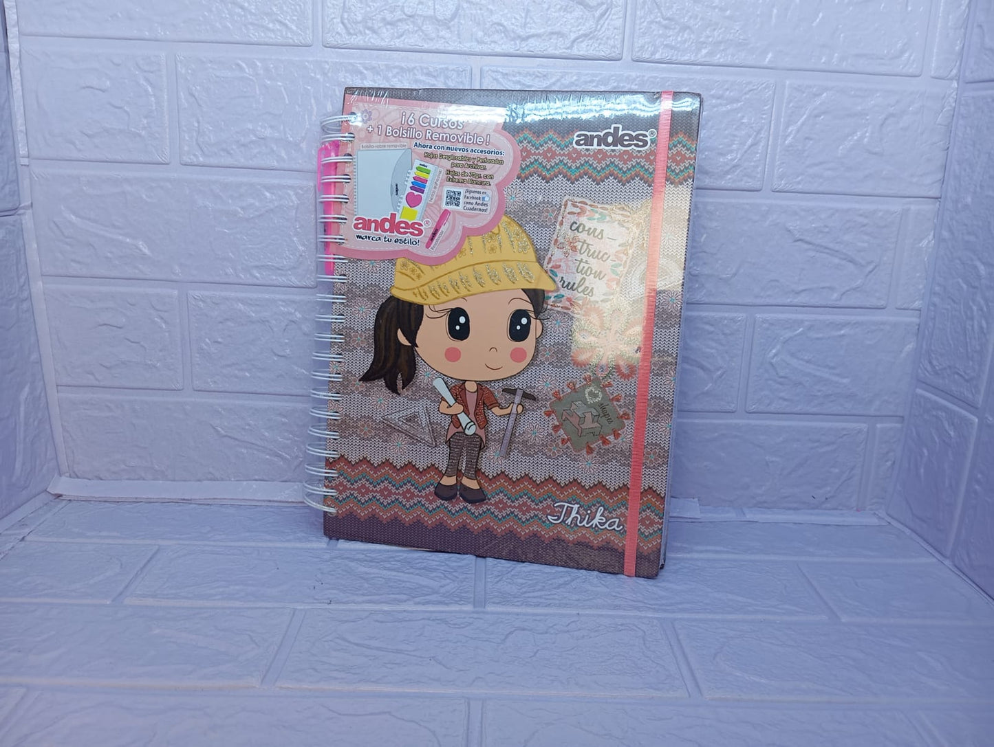 CUADERNO TAPA DURA A4