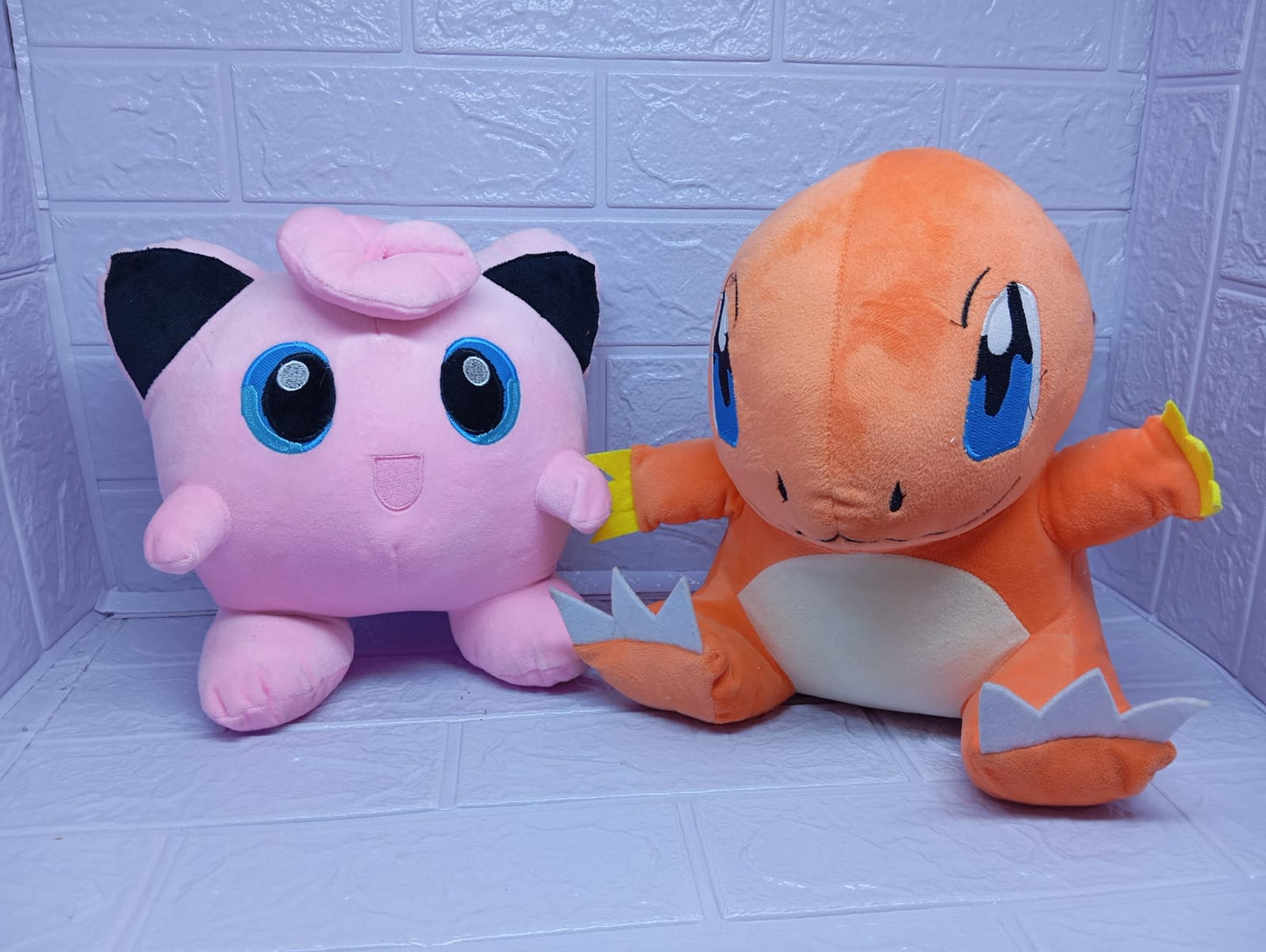AMIGOS DE PIKACHU