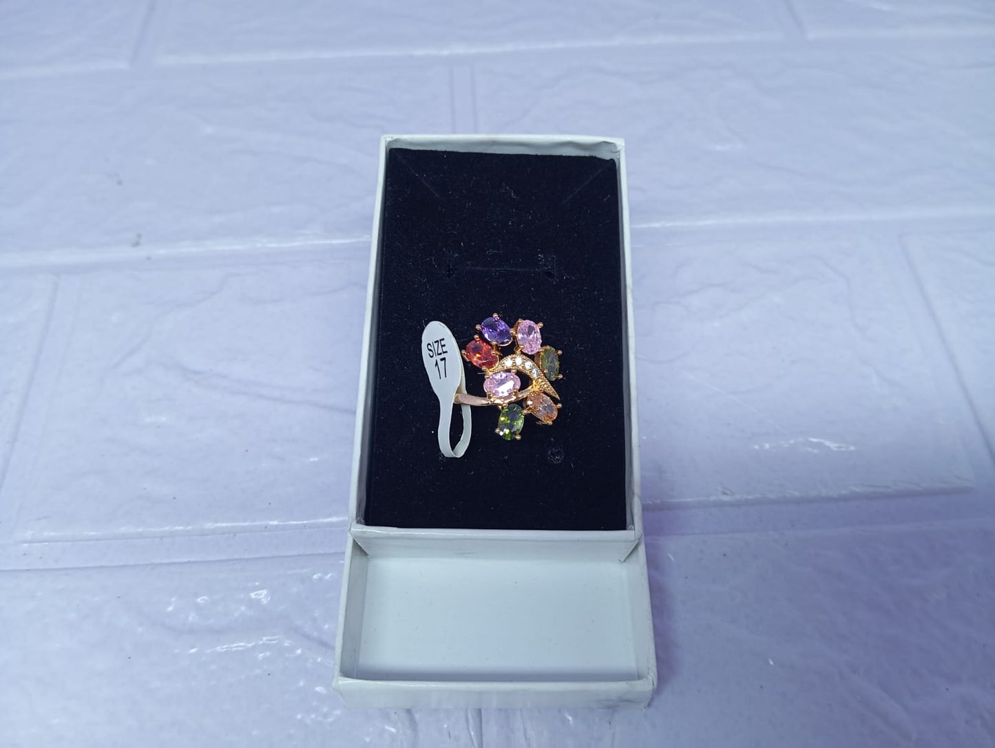 ANILLO DE PIEDRAS