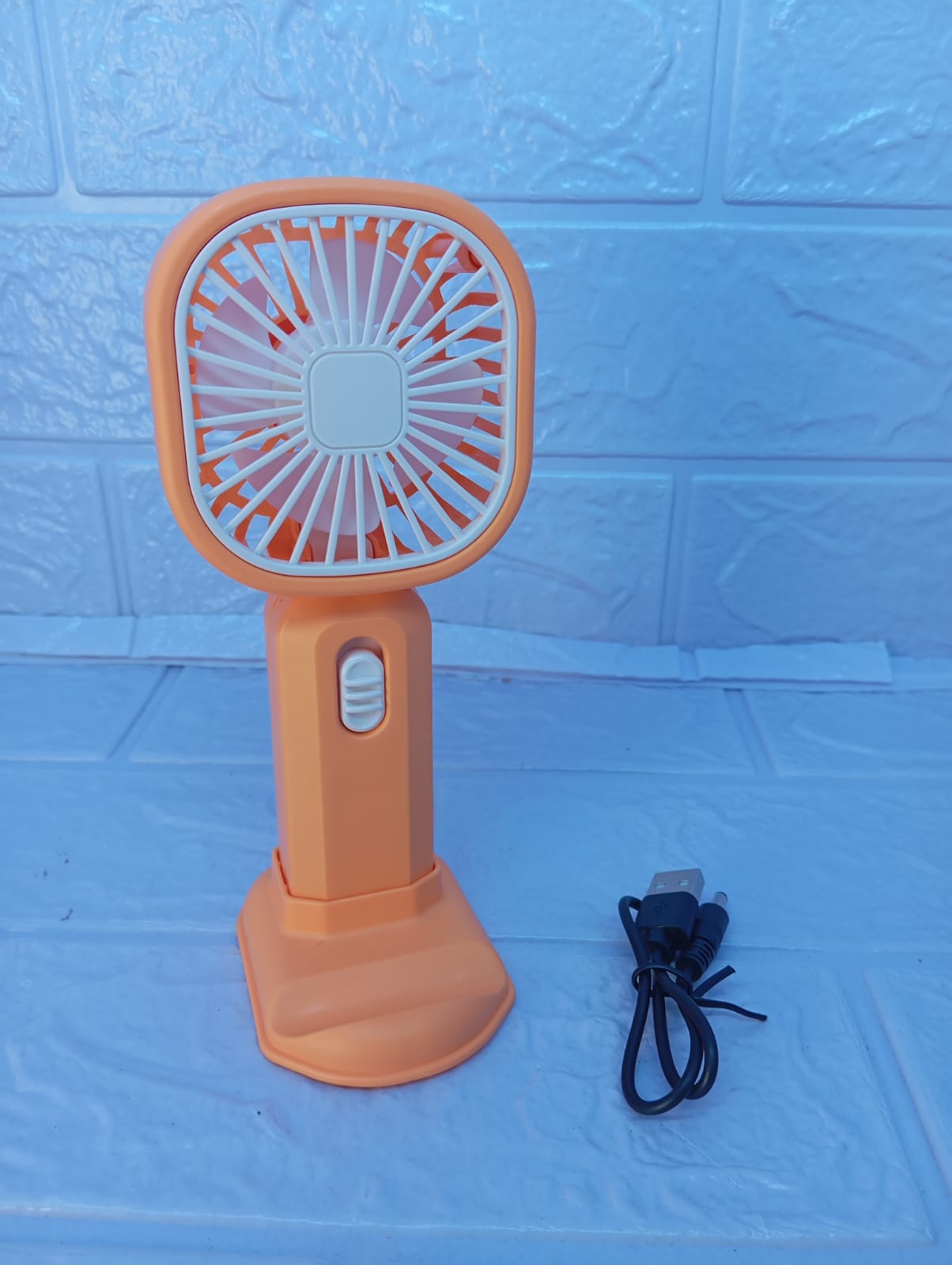 VENTILADOR PORTATIL NARANJA