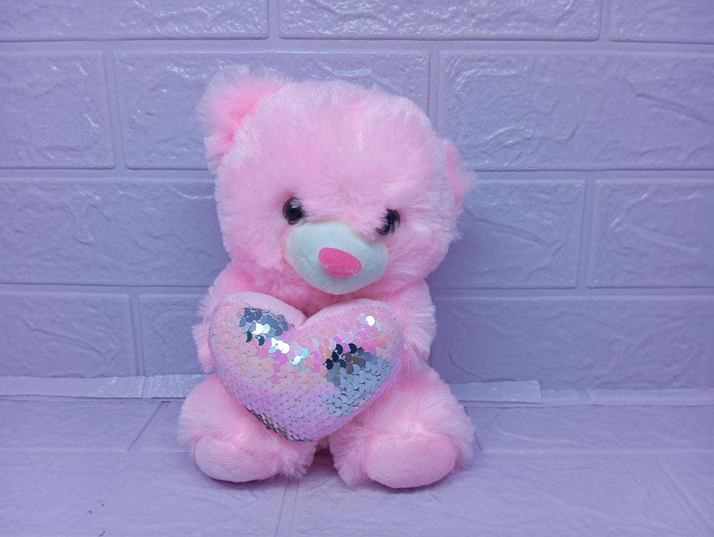 OSO CON CORAZON DE LENTEJUELAS