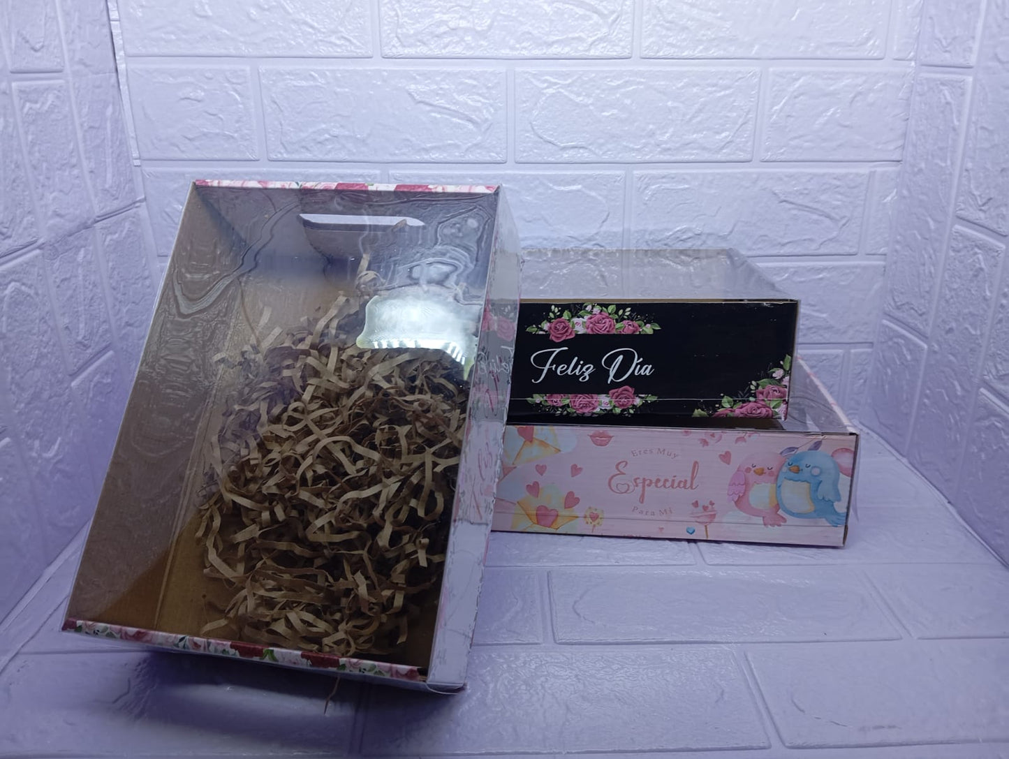 CAJA 25CM X 18CM X 8CM