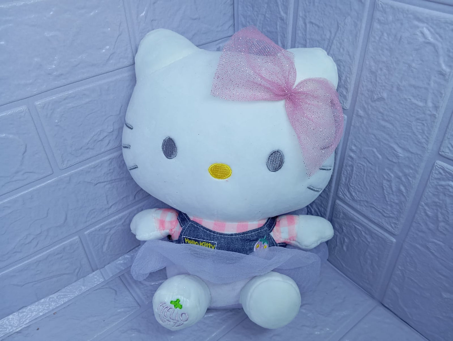 HELLO KITTY CON VESTIDO