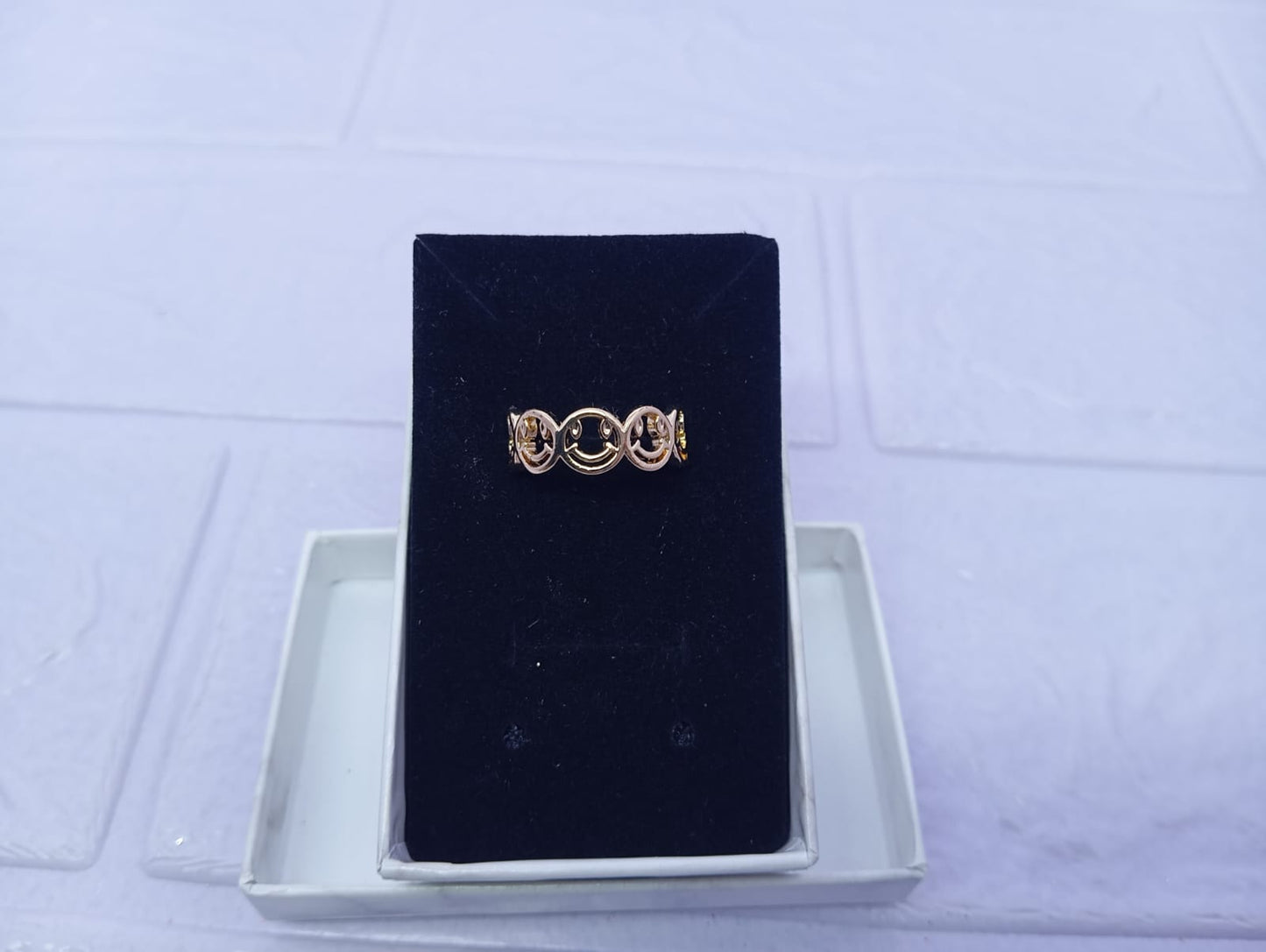 ANILLO CARITAS