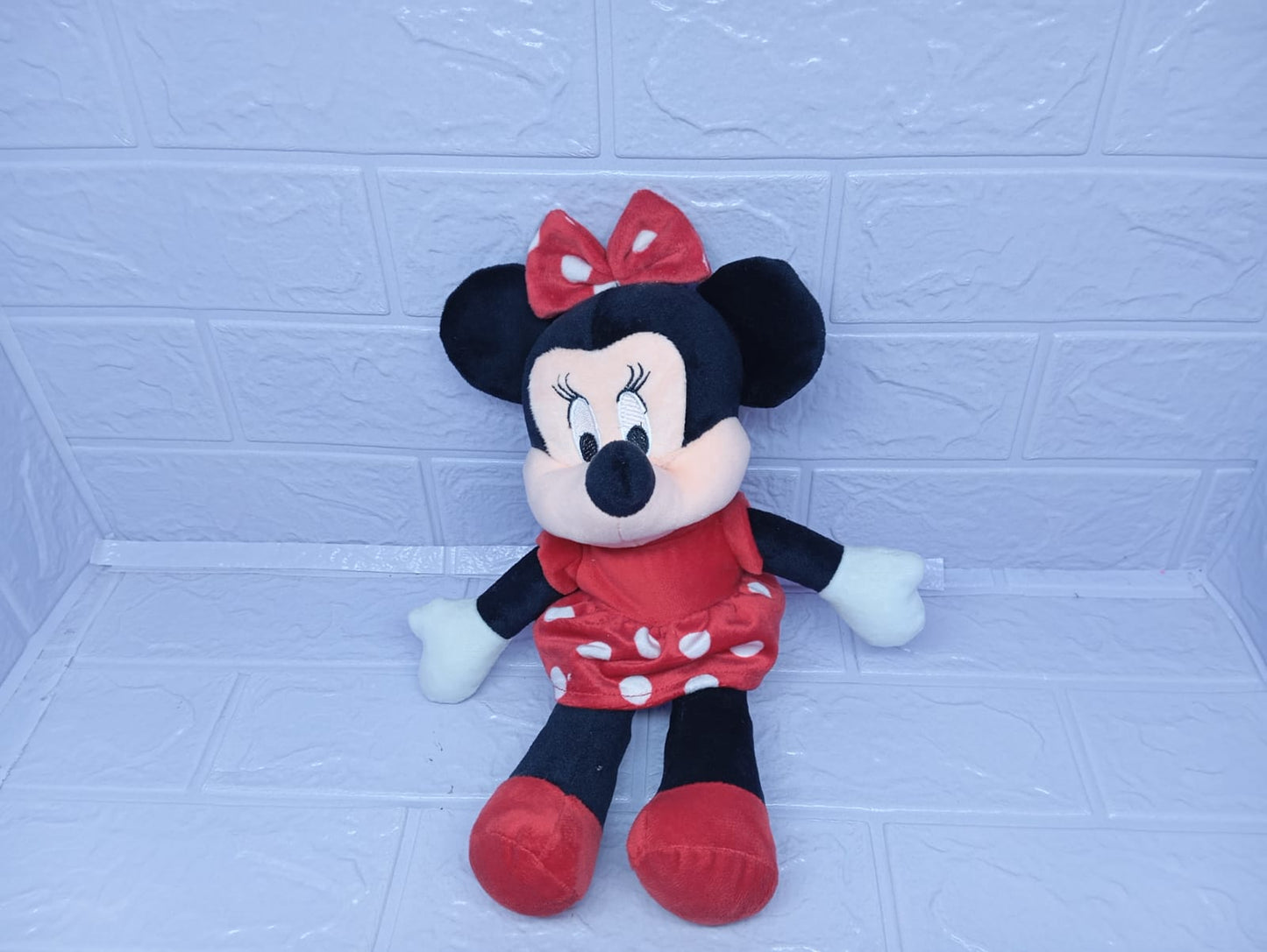MINNIE ROJA