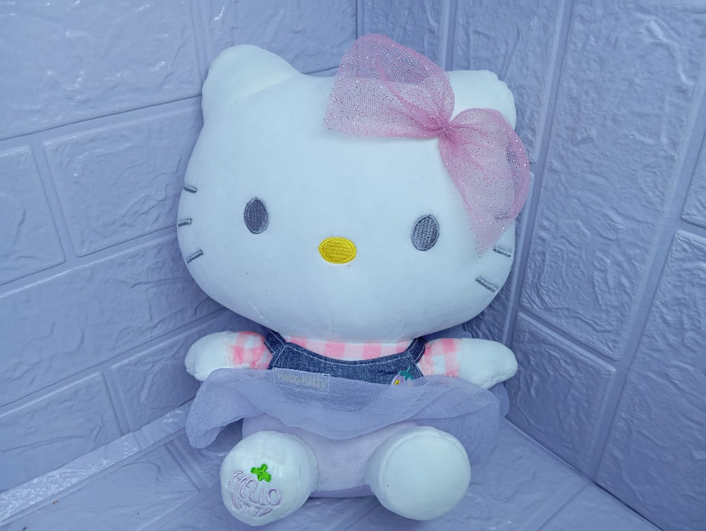 HELLO KITTY CON VESTIDO