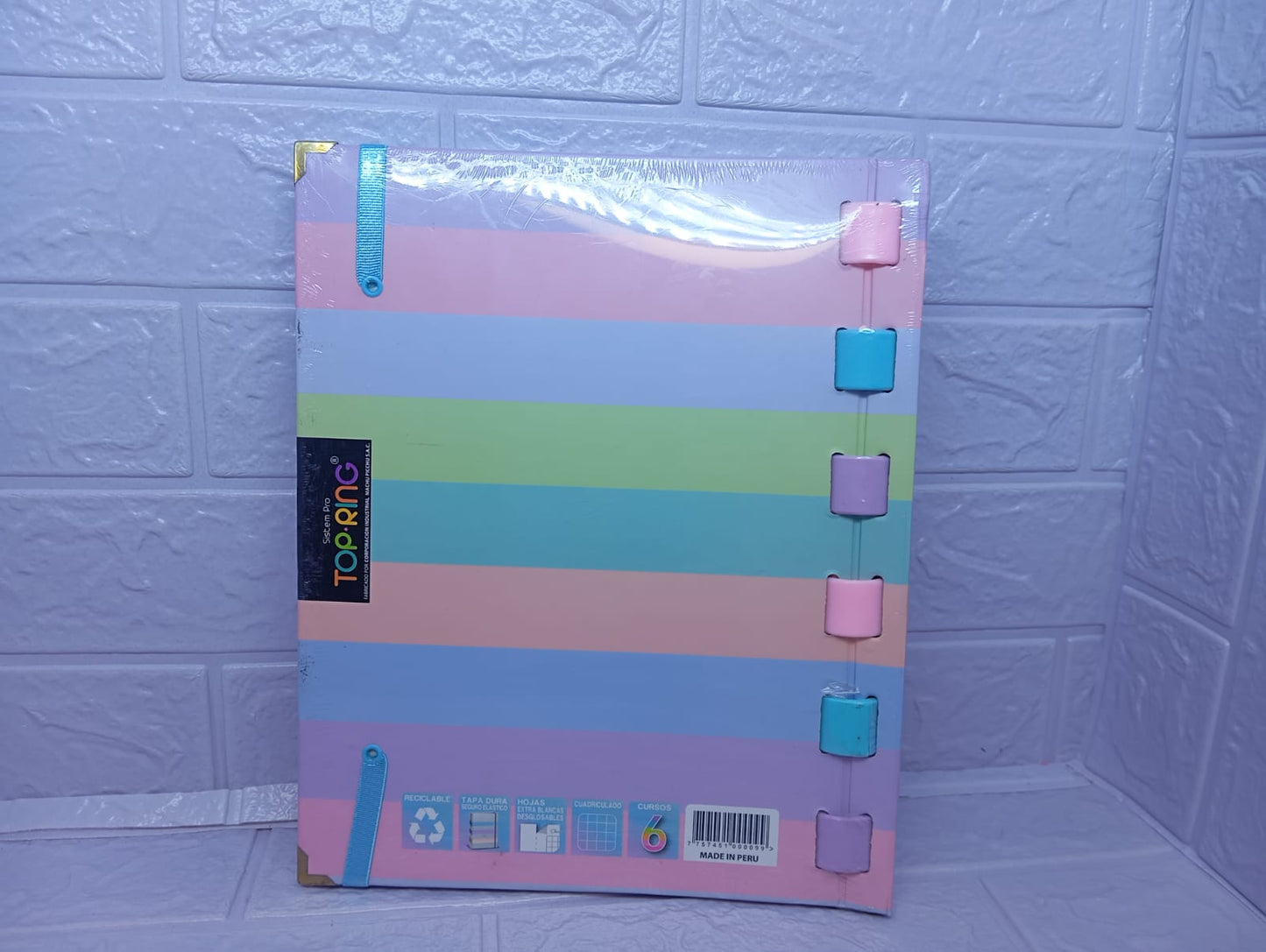 CUADERNO TAPA DURA A4