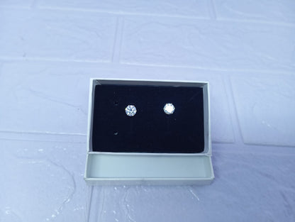 ARETES DIAMOND