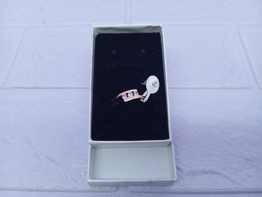 ANILLO  03 PIEDRAS